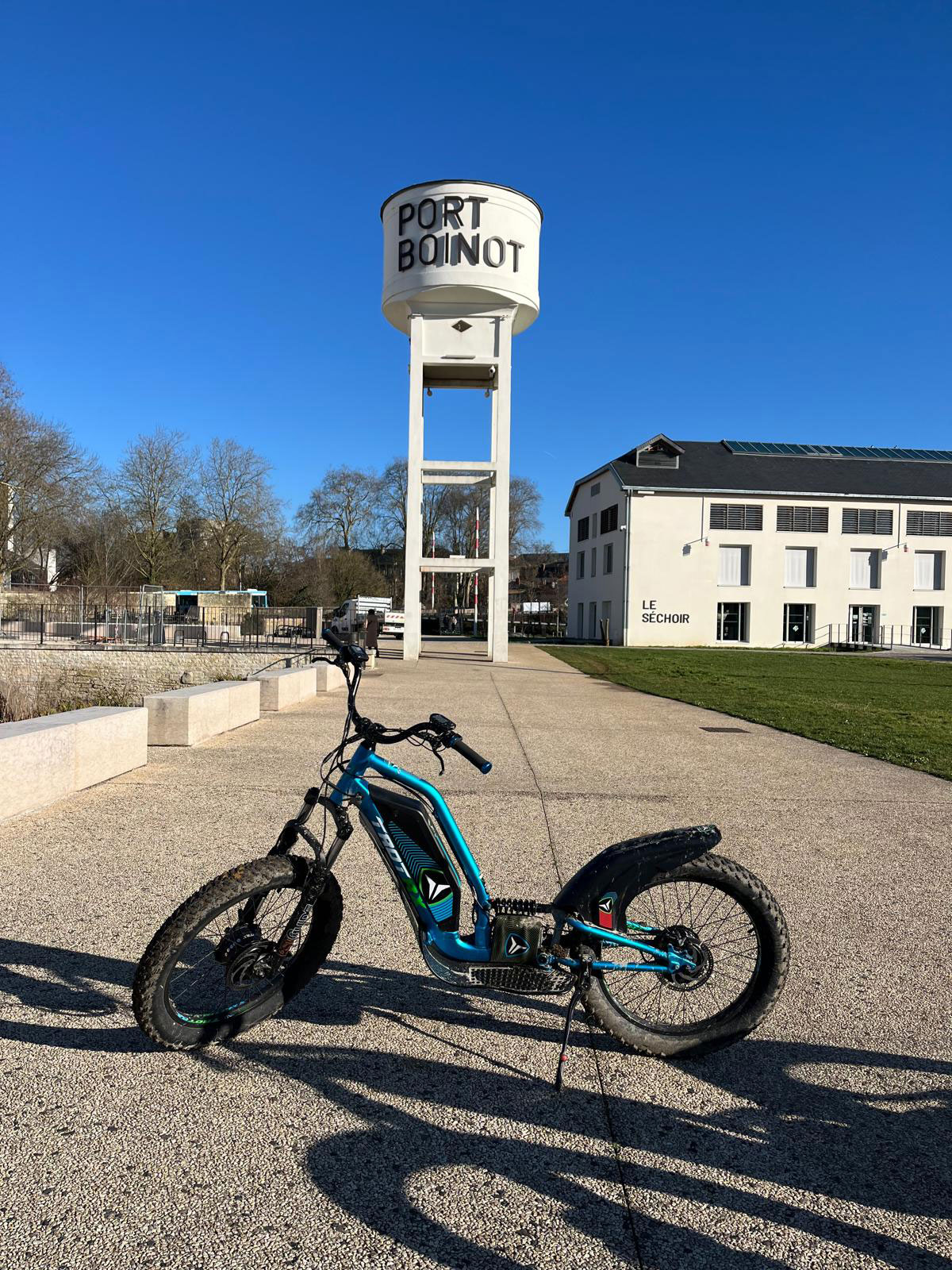 Balade en trottinette électrique dans la Marais Poitevin